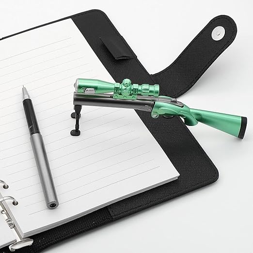 قلم على شكل مسدس