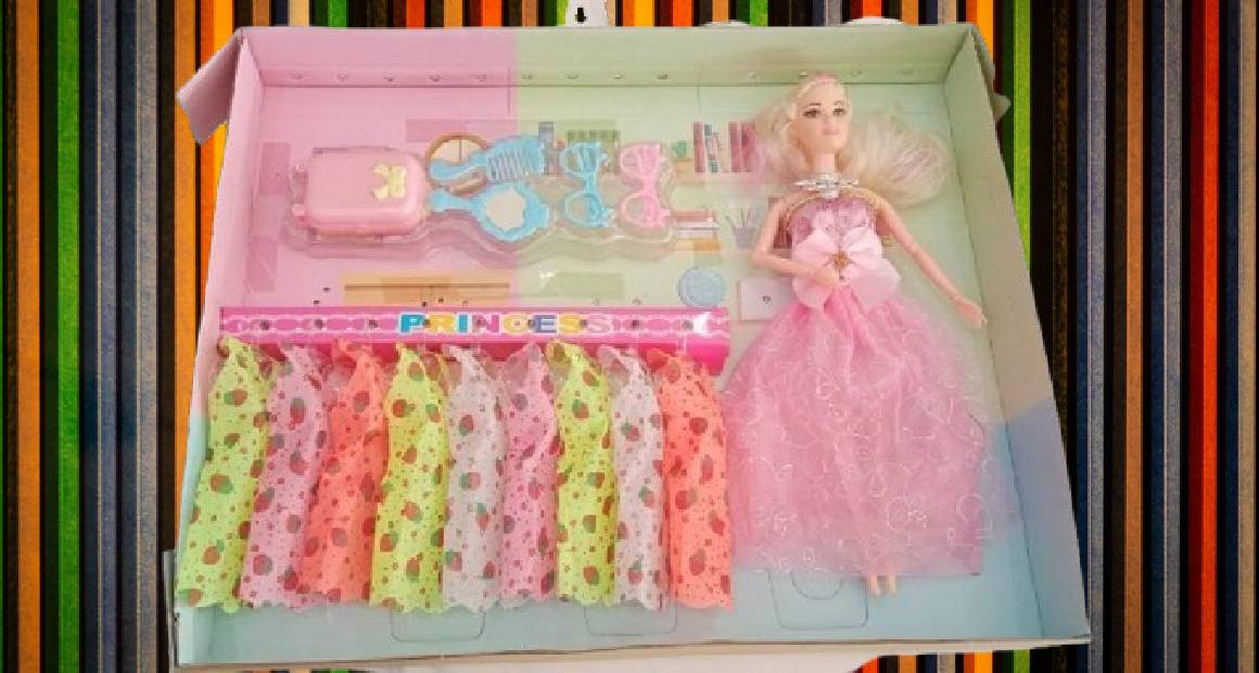 Lovely Dress Set Toy