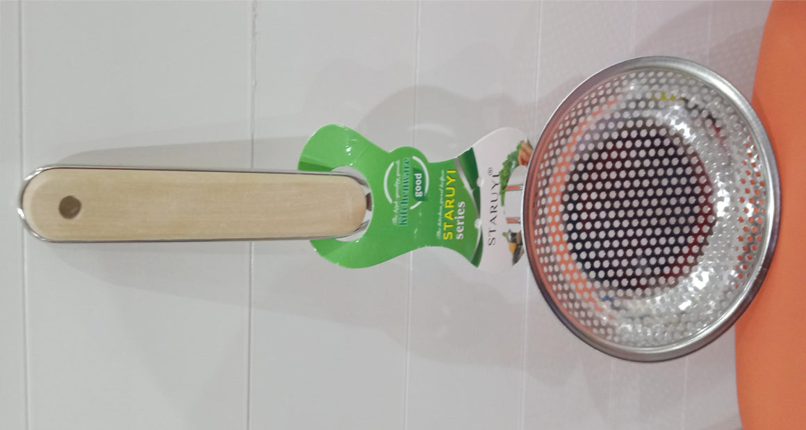 Wooden Handle Strainer 14cm