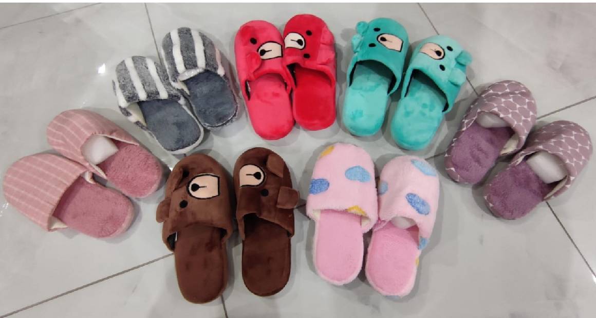 Soft Sole Bedroom Slippers Random
