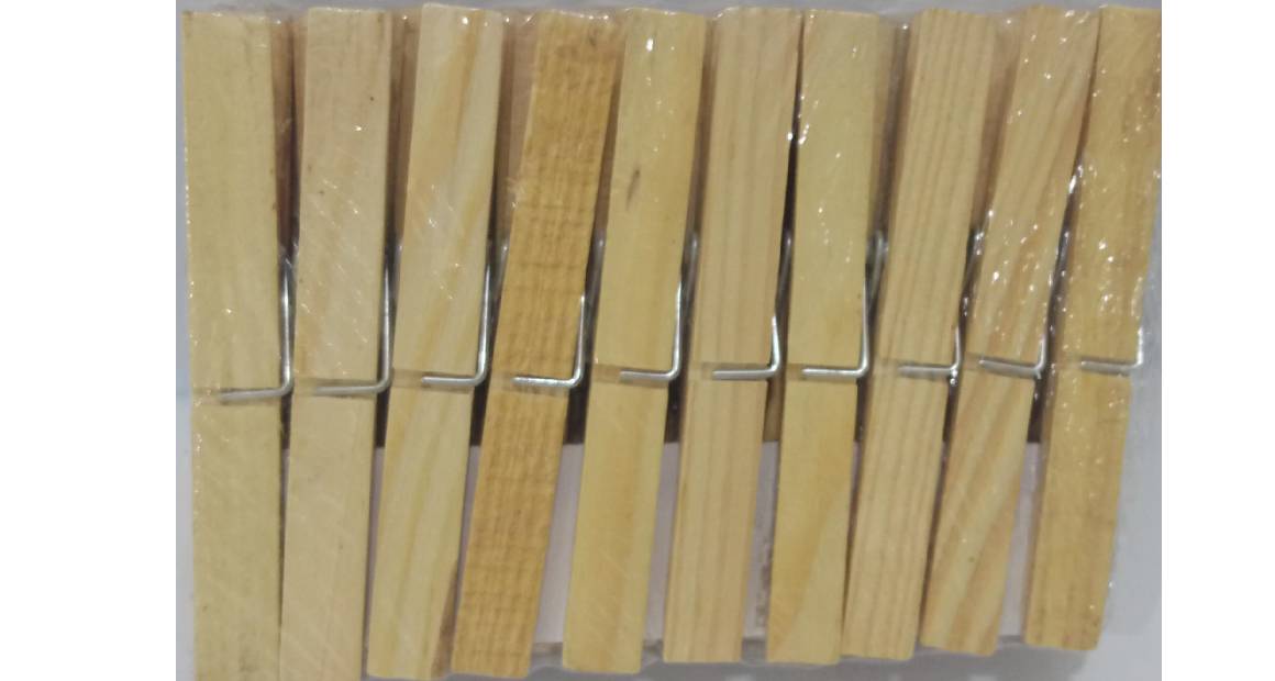مجموعة المشابك الخشبية