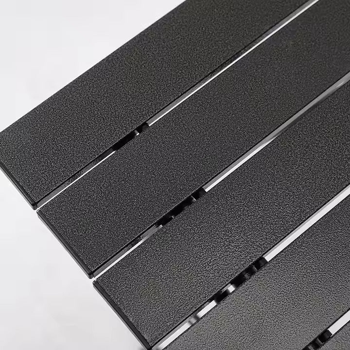 طاولة معدنية محمولة قابلة للطي مصنوعة من الألومنيوم